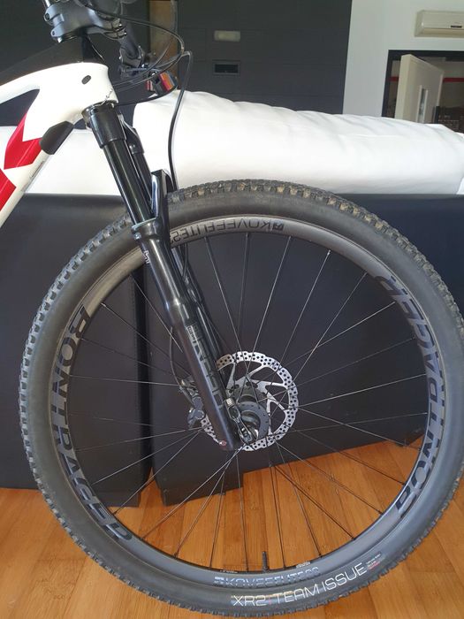 Trek Procaliber 9.7 (rodas carbono)
