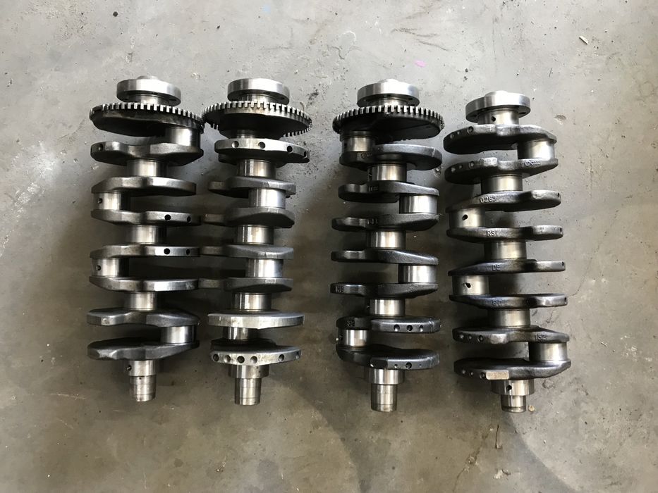 Колинвал VW Passat B3 B4 B5 B6 Golf 3 4 5 Touran audi