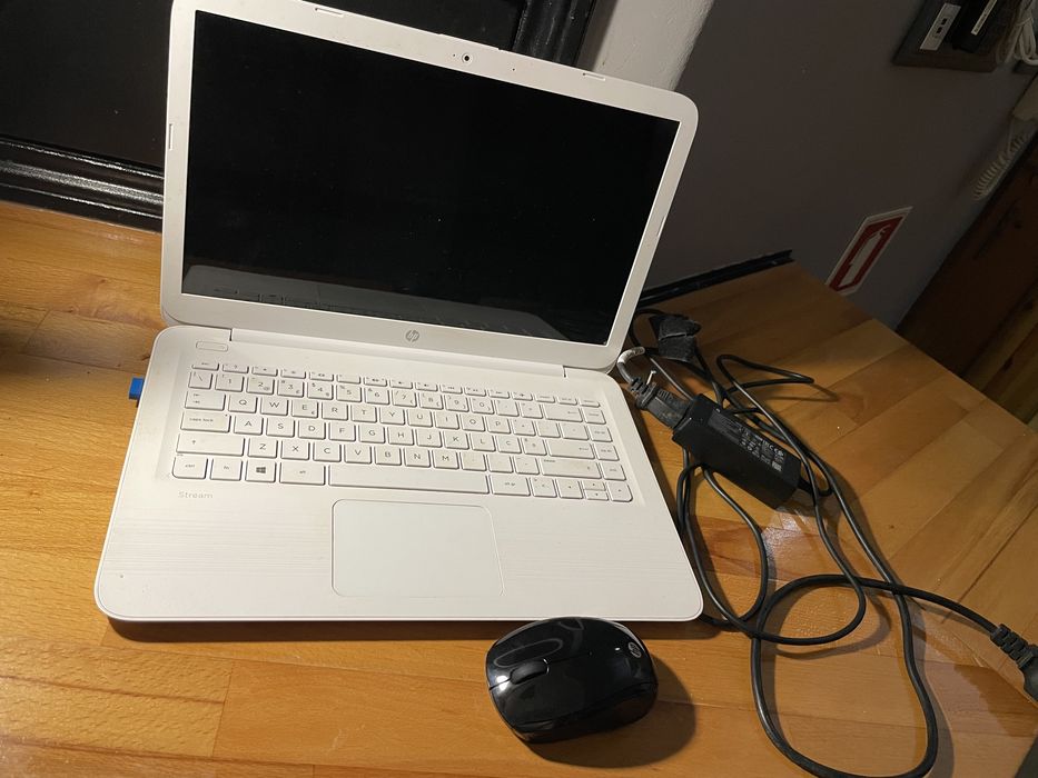 Computador HP, 60GB de capacidade