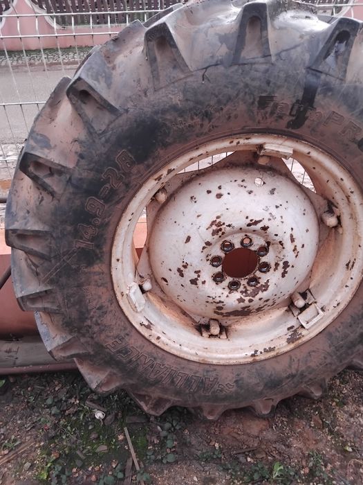 Pneus agrícolas tractor