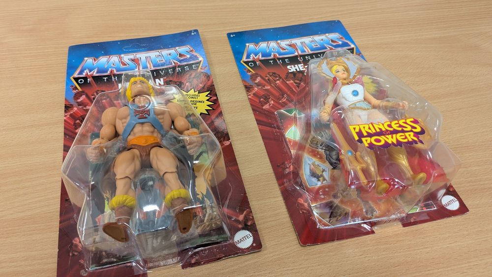 Masters of The Universe Conjunto de figuras  He-Man e She-ra
