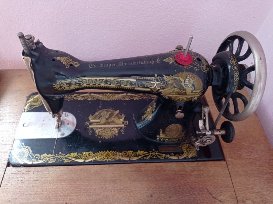 Máquina de costura móvel vintage