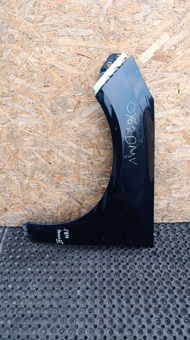 Ford Focus Mk3 Błotnik Przód Lewy Fb