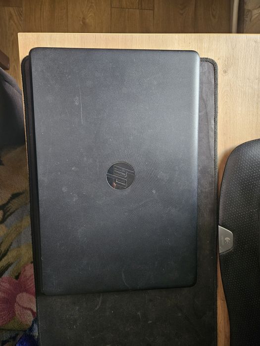 Ноутбук HP 15-ra021ur