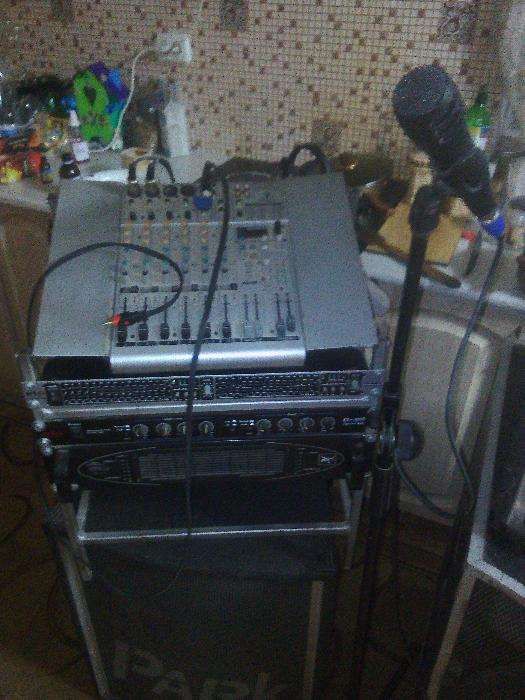 Музична апаратура.