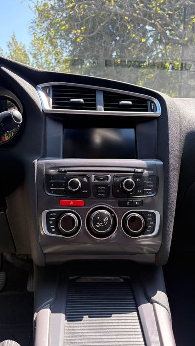 Citroën C4 — fotografia 8