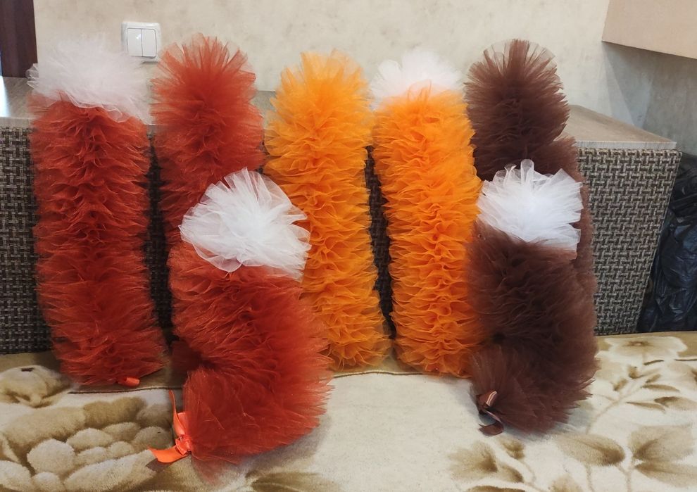 Хвіст для костюма білочка, лисичка. Каркасний, фатиновий.