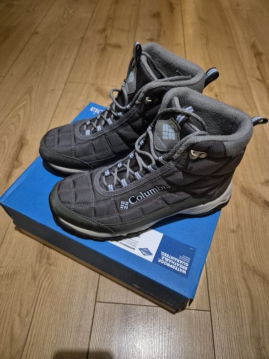 Зимові черевики Columbia р.39,5