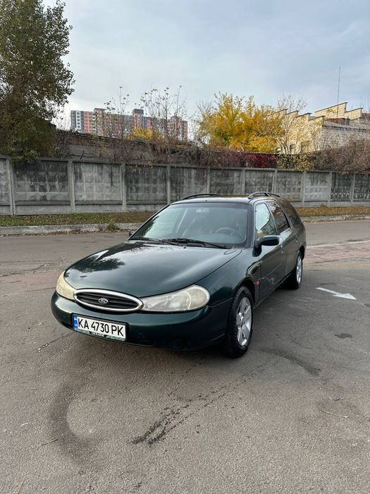 Ford Mondeo 1.8 бензин