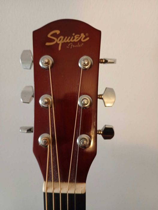Squire CE 105 Acoustic Guitar