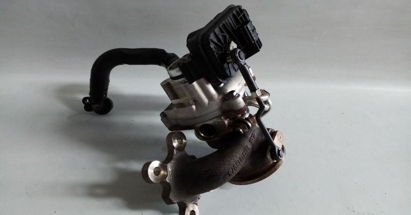 Turbo / compressor AUDI A1 Sportback (8XA, 8XF)