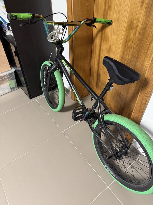 BMX KHE Centrix 20” em muito bom estado.