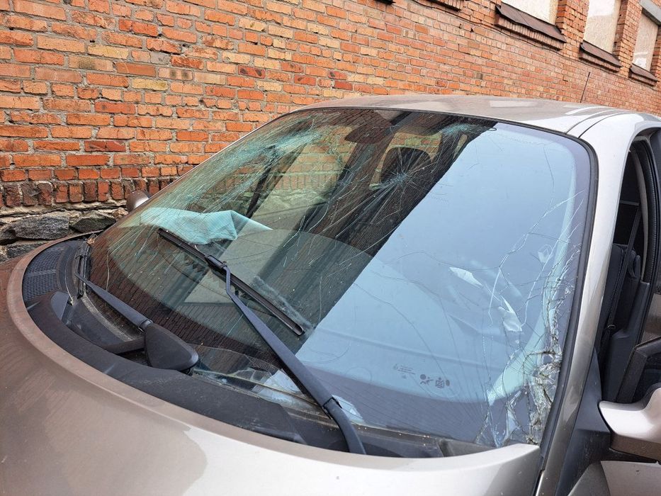 Продаю Renault Scenic 2 після ДТП
