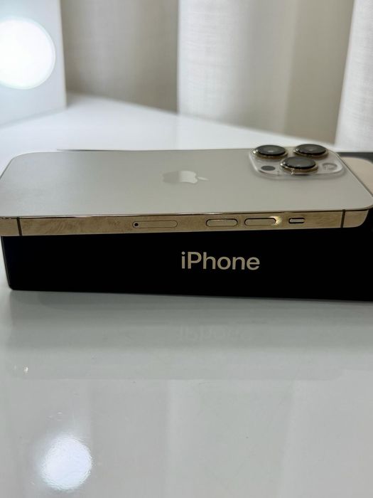 iPhone 13 Pro - dourado - semi novo