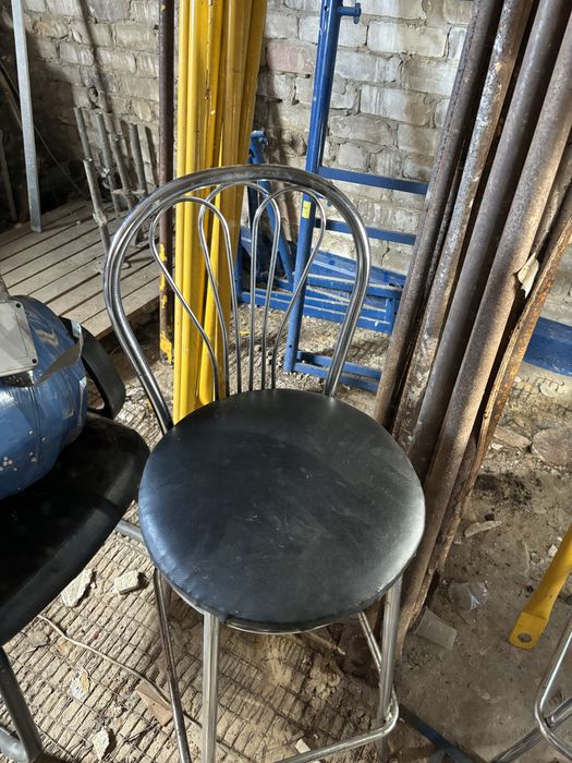 Продам стулья барные, офисные