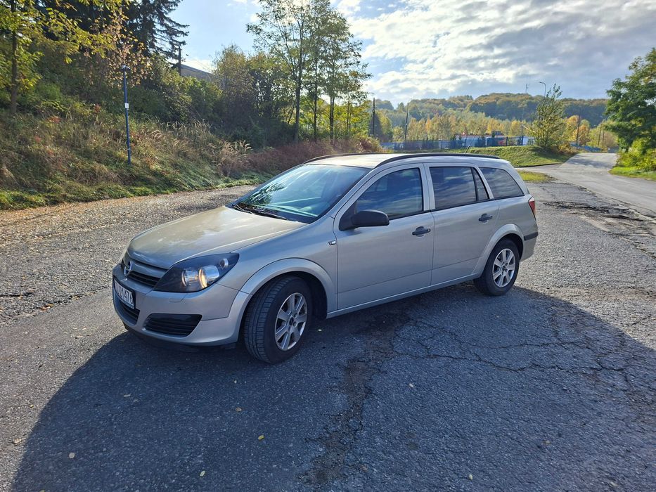 Opel Astra H kombi 1.7 CDTI