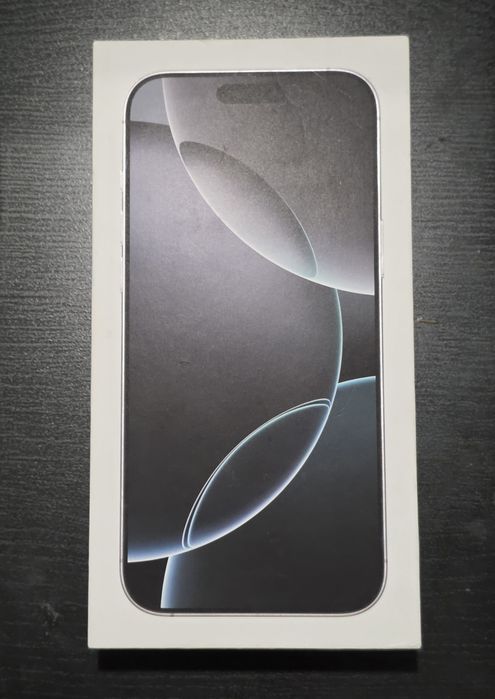 IPhone 16 Pro Max - 256GB / Como Novo