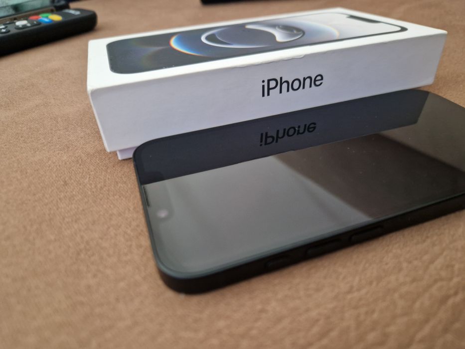 Iphone 16e preto