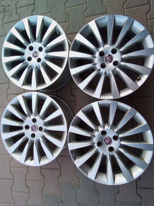 Felgi aluminiowe Fiat 7jx17 4x98 et26