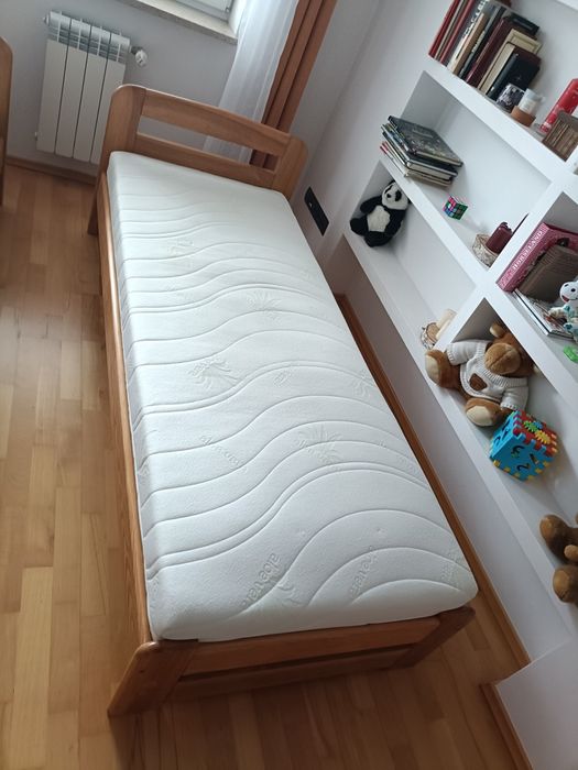 Łozko 90/200 z materacem