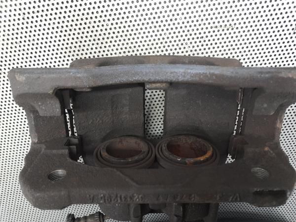 Pinça travão / maxila de travão frente direita FIAT Scudo Combi (270_,