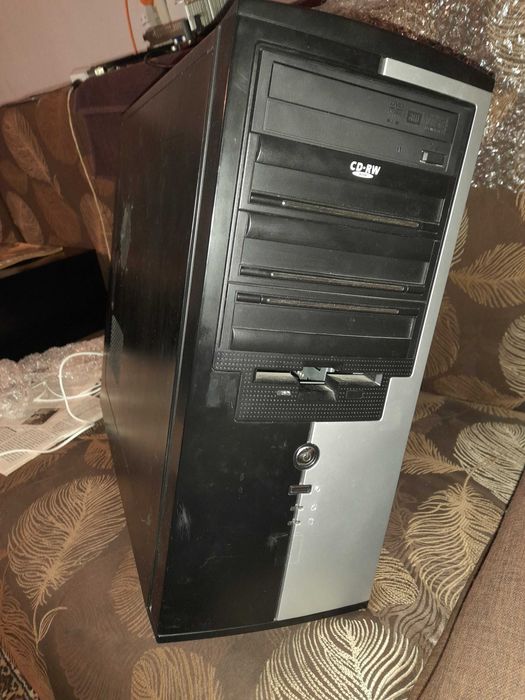 Корпус пк в гарному стані