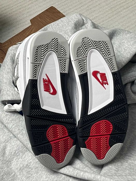 Jordan 4 Retro White Cement r.44