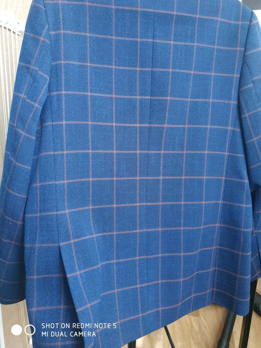 Піджак в клітинку