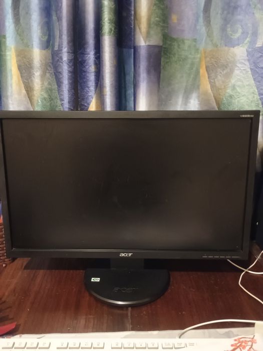 продам комп'ютер  + монітор acer + клавіатура