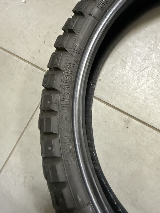 Продам  120/70/19