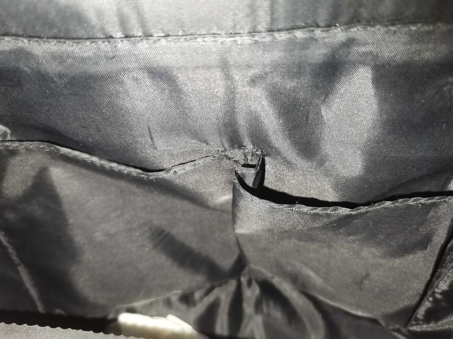 Czarna torebka shopper