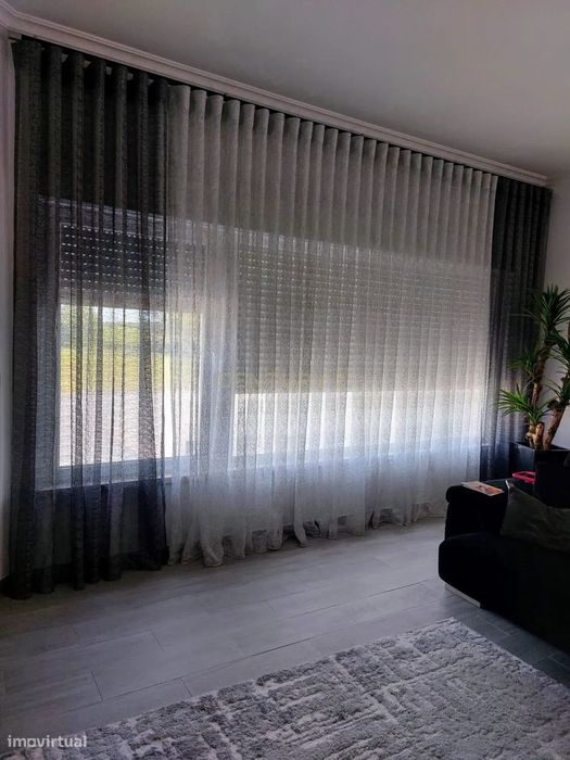 Excelente Moradia No Cabeço Do Arraial, Évora, Com Cave (Garagem Grand