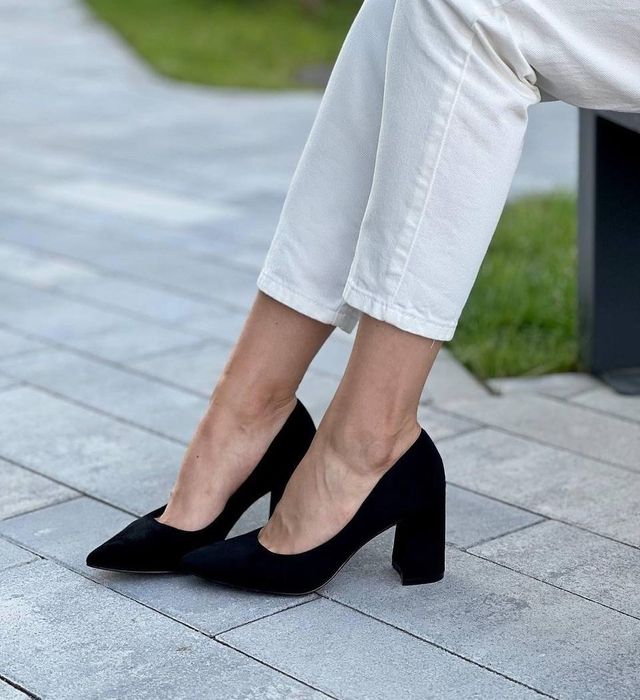 Замшевые туфли классика