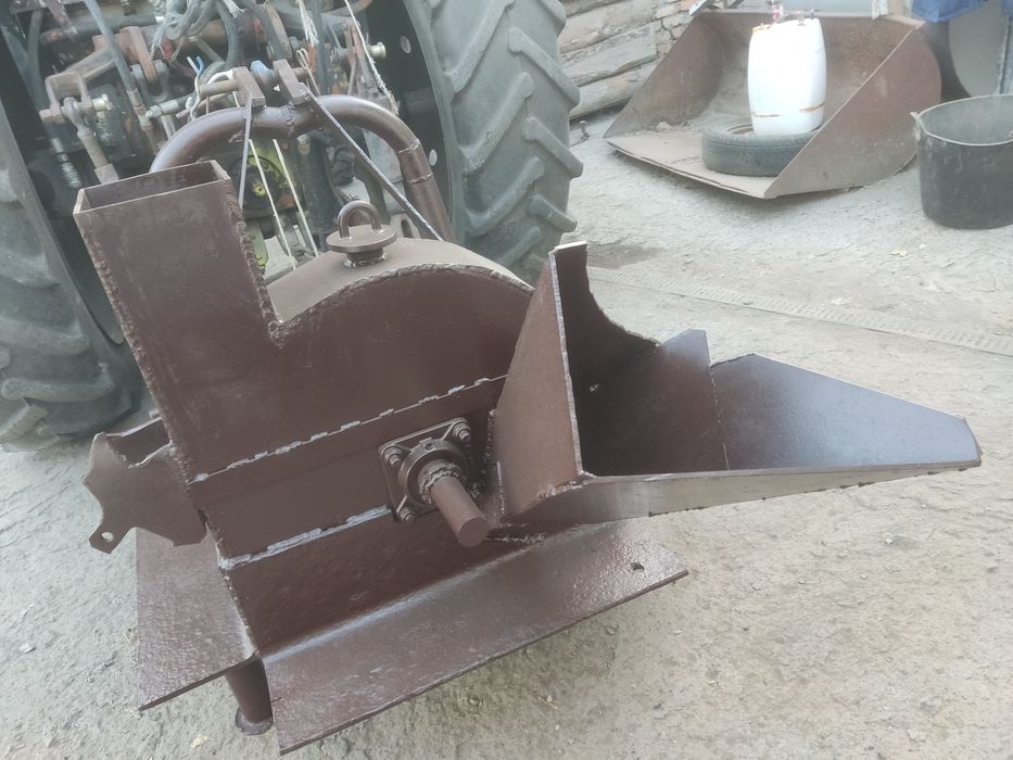 Щіпоріз навісний