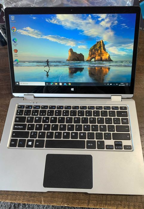 PRIXTON FLEX PRO 4/64 13.3" – Laptop and Tablet in One.64550376777729121