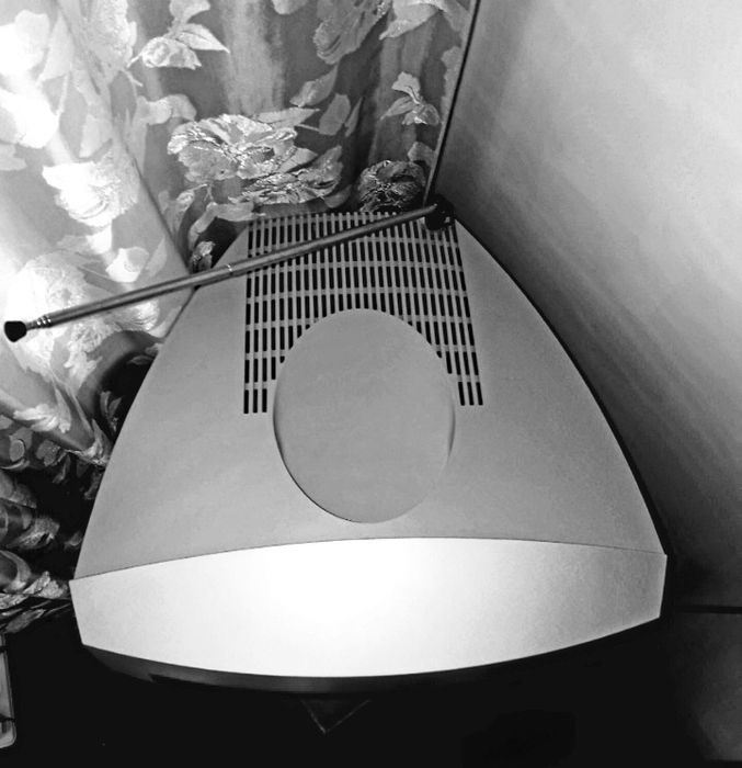 Телевизор Германия Grundig Davio (диагональ 37 см)