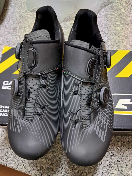 Sapatos de ciclismo de estrada 42.5