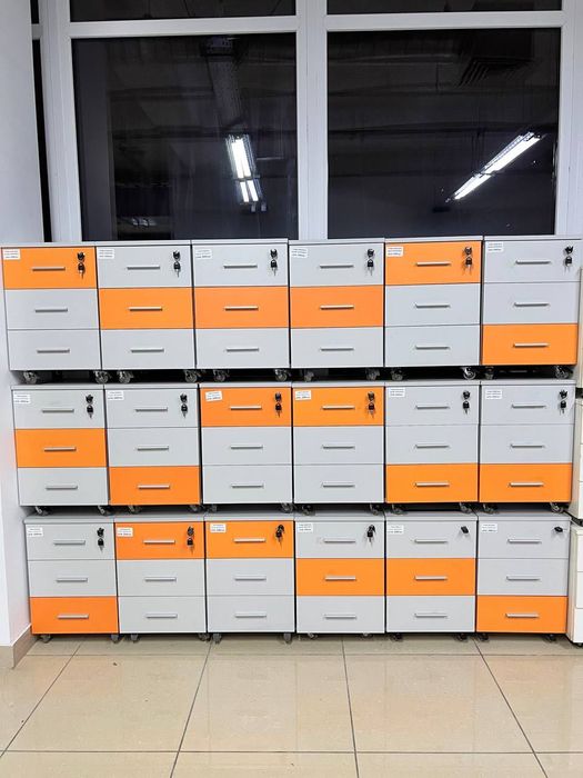 РАСПРОДАЖА кресла барные стулья iso крісла стільці стуло