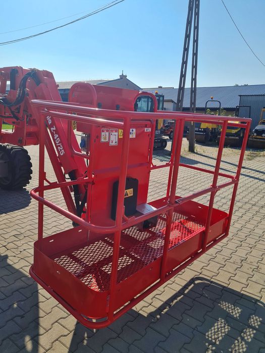 Podnośnik koszowy spalinowy Genie Z-45/25J wysokość robocza 16m, rok 2013