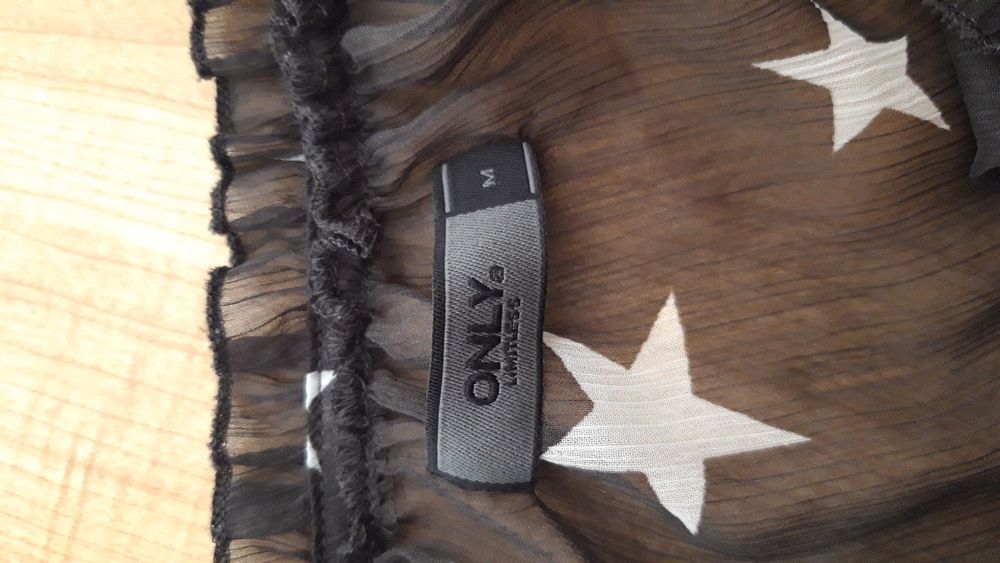 Nowa bez rękawów  bluzka Only r.M