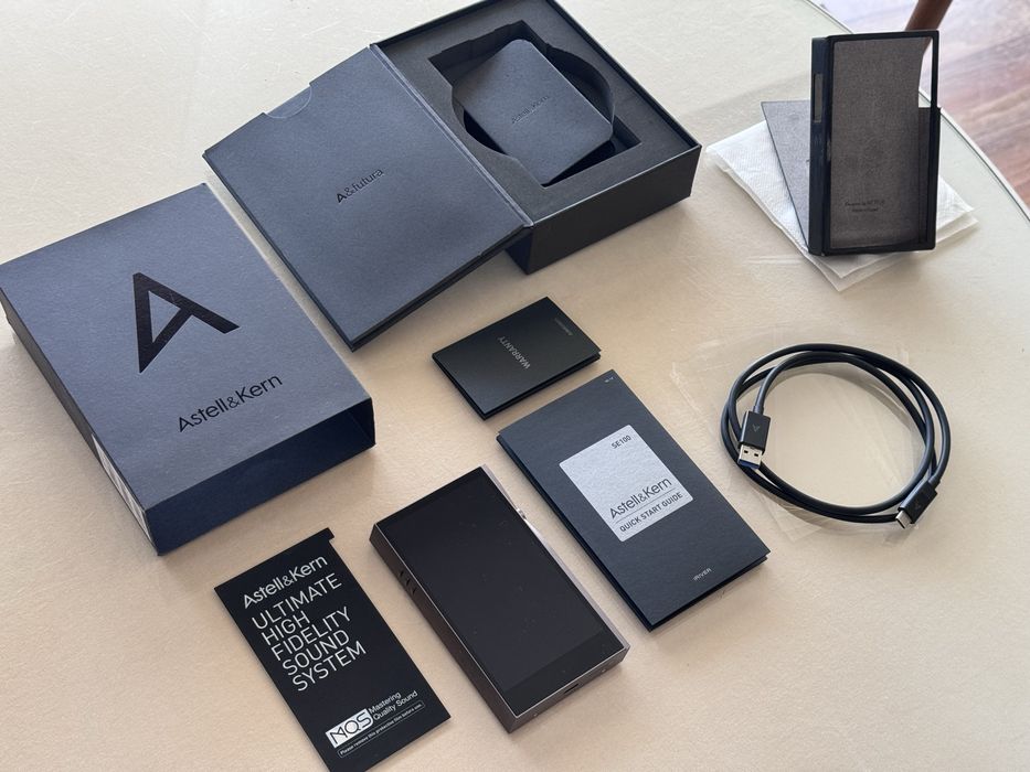 Astell & Kern A&futura SE100 - Digital Audio Player (DAP)