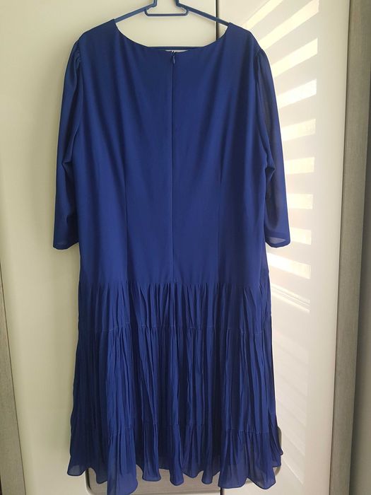 Elegancka sukienka Gabriele Visconti, "Wera", r. 46.