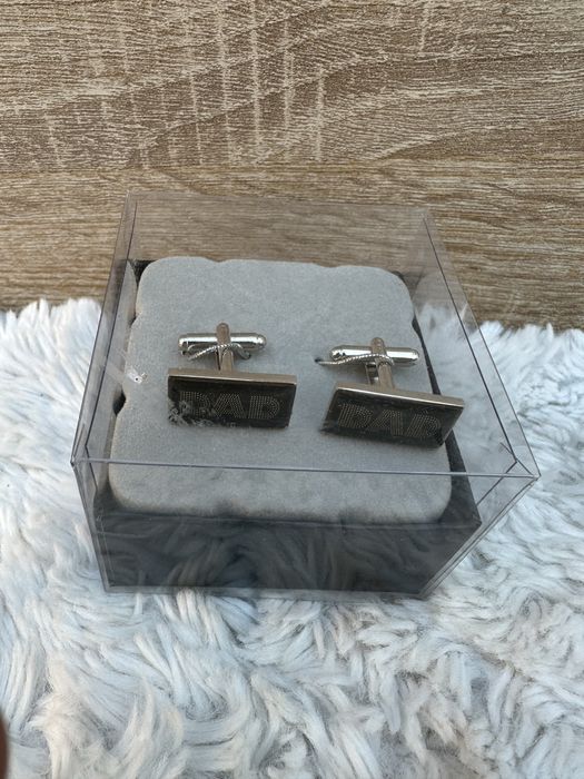 Spinki do mankietów