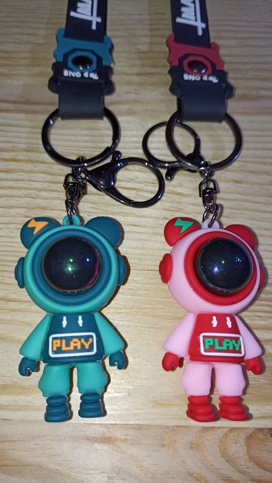 Брелок " космонавт" 2 шт.