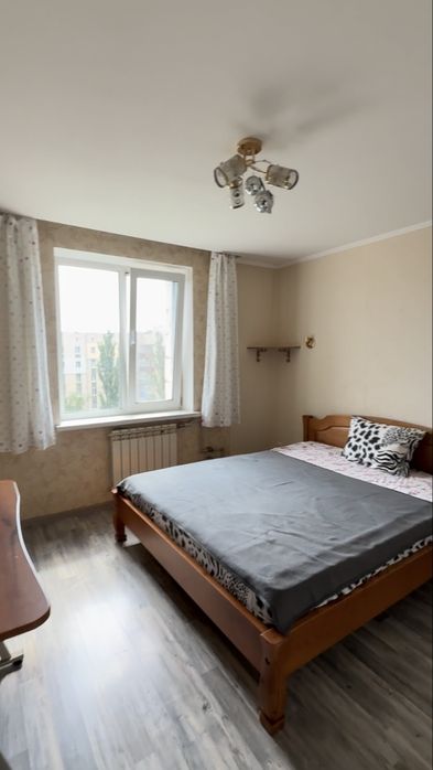2-кімнатна квартира 64 м² на Половках. Ремонт, велика кухня