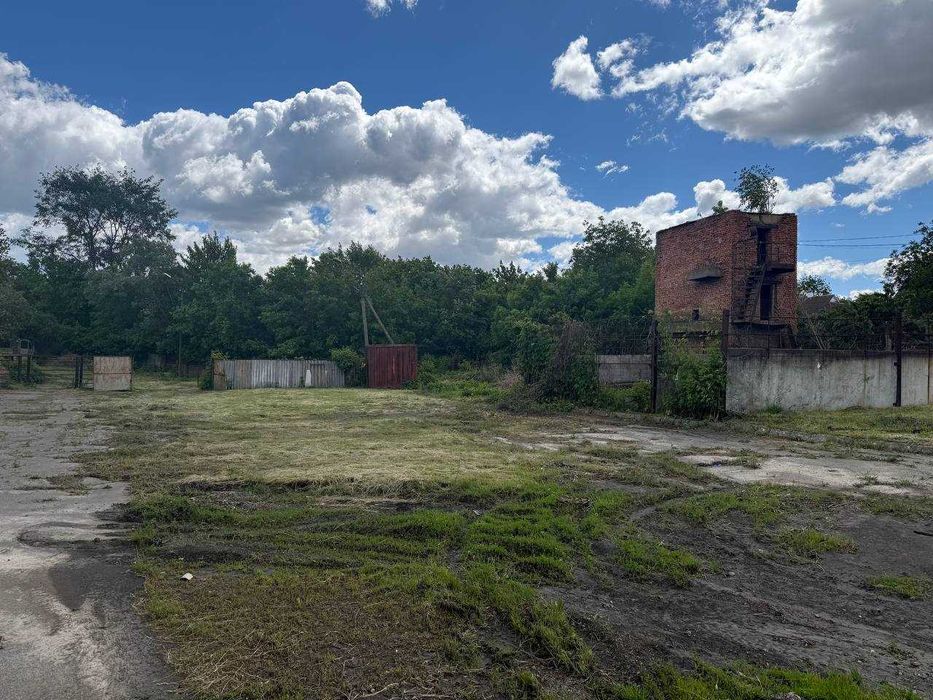 Продаж приміщення  3900 м2 в м. Жмеринка (8281)