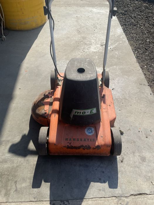 Kosiarki elektryczne 2 sztuki