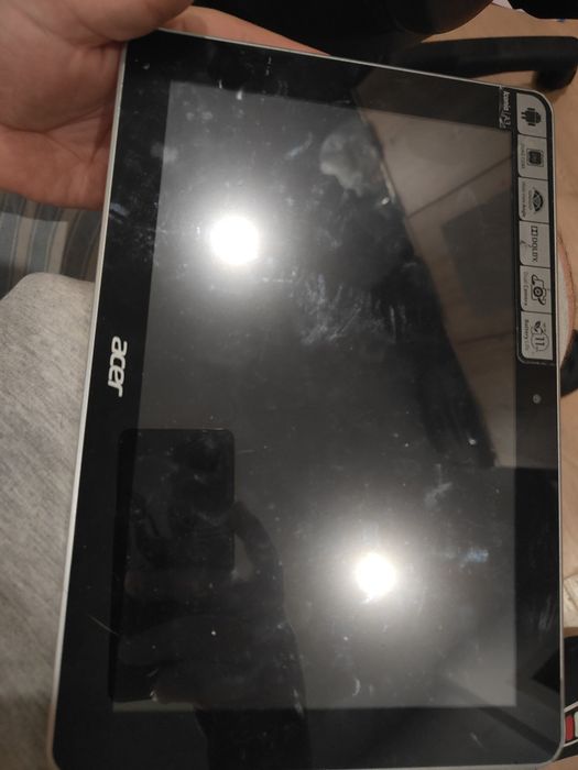 Acer icónica A3 64g