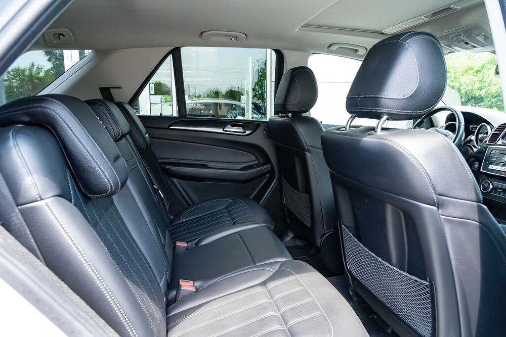 Mercedes-Benz GLE 300      2016