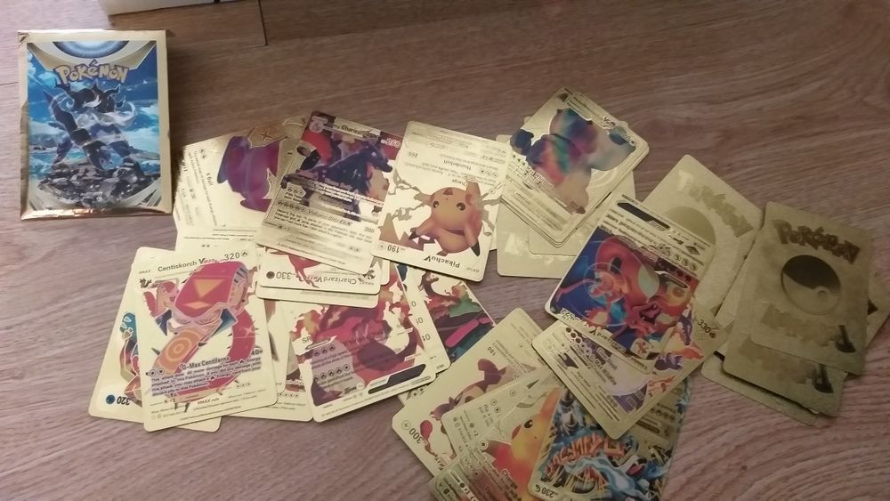 Cromos Futebol e Pokémon vários